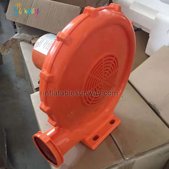 550 W/680 W/950 W blower